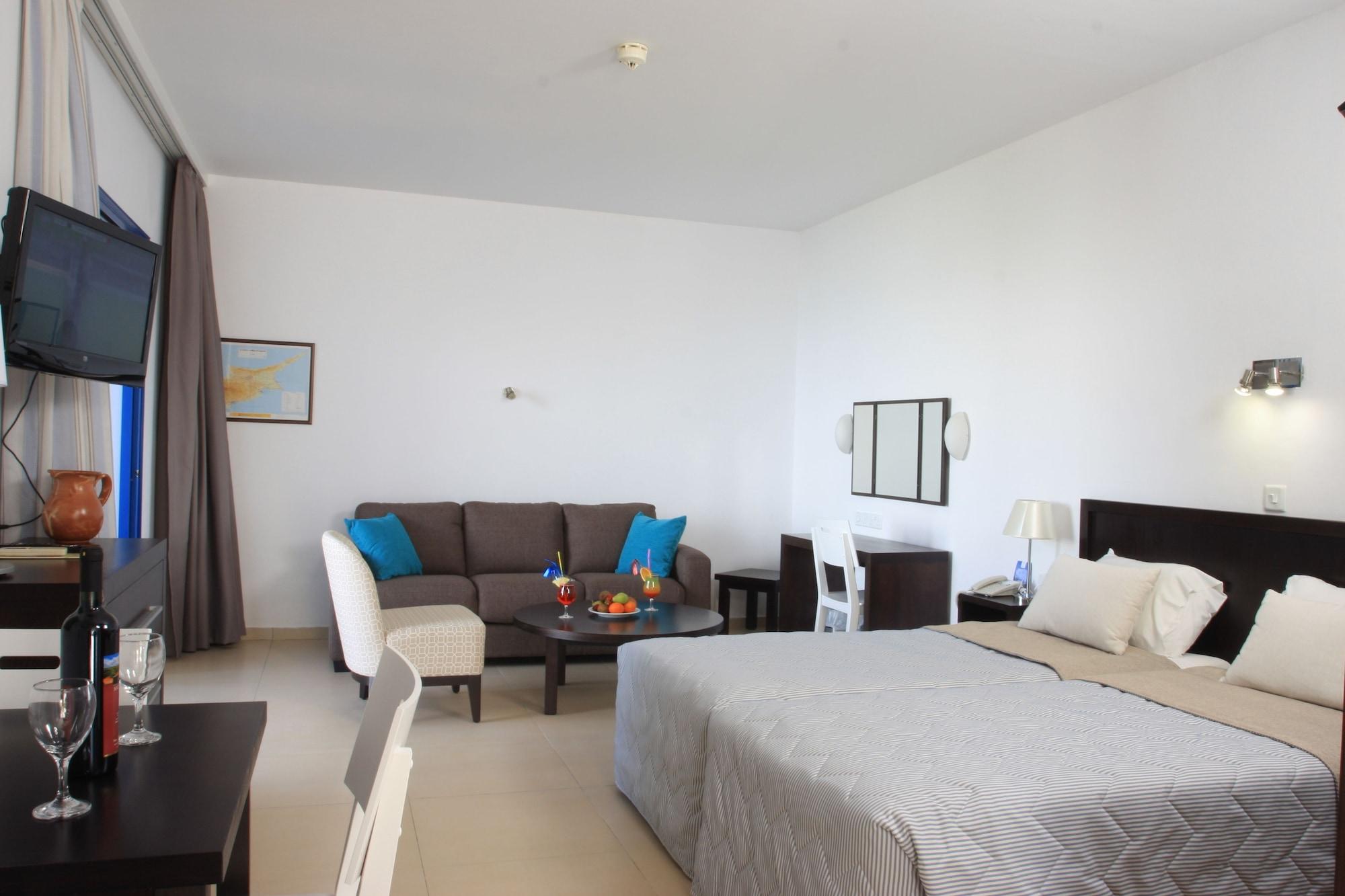 Marismare Apartments Айя Напа Екстериор снимка