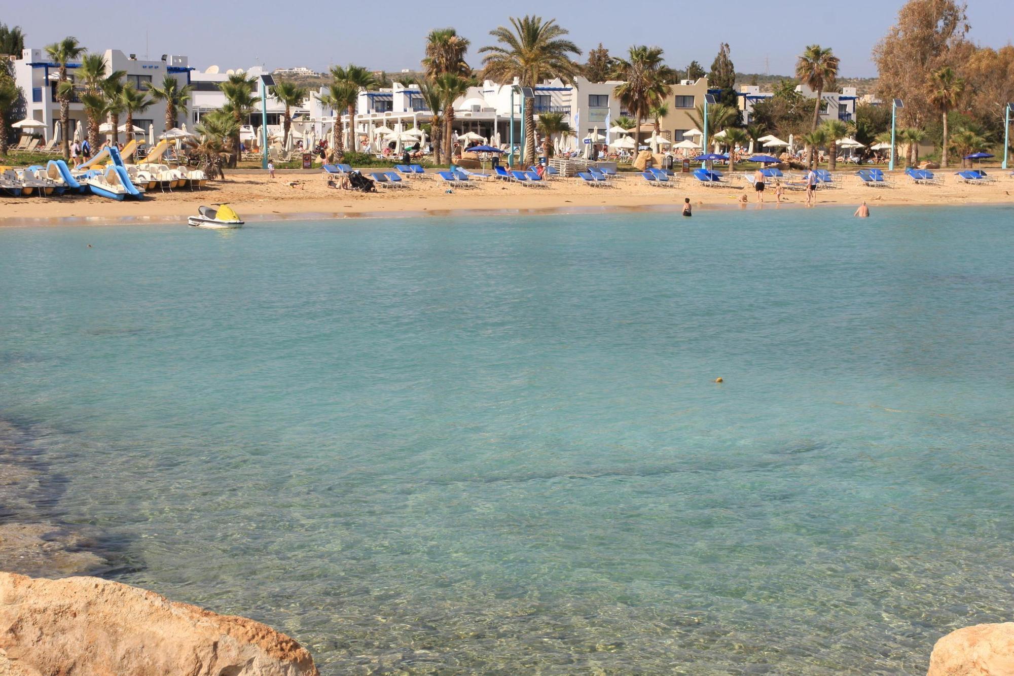 Marismare Apartments Айя Напа Съоръжения снимка