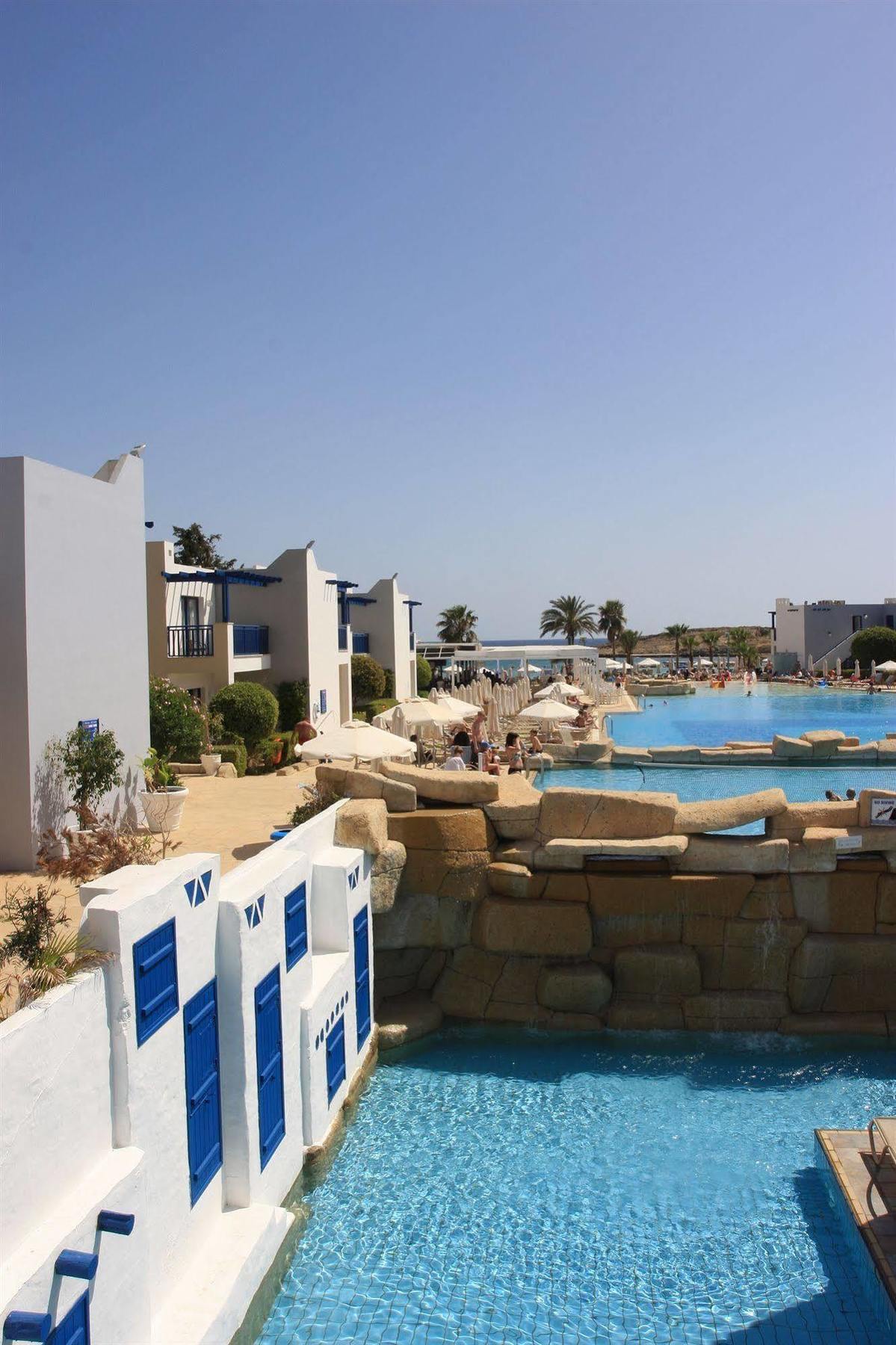 Marismare Apartments Айя Напа Екстериор снимка