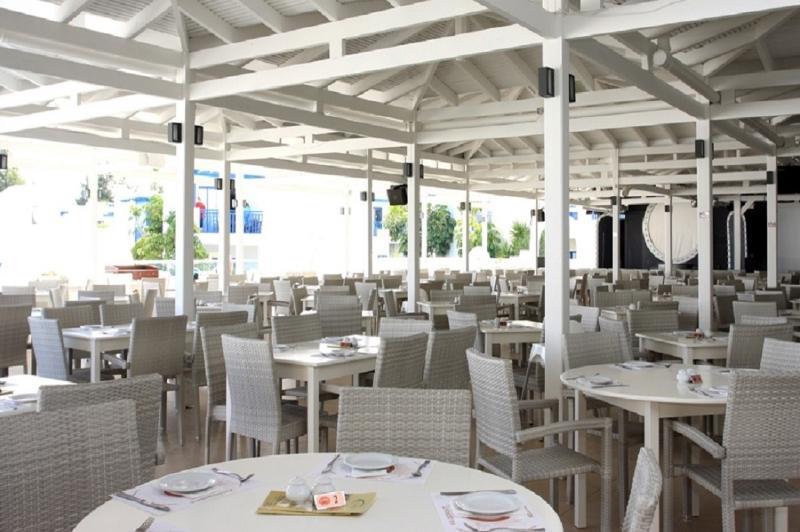 Marismare Apartments Айя Напа Екстериор снимка
